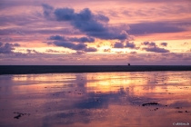 Reiten im Sonnenuntergang, Böhler Strand, Sankt Peter-Ording, Schleswig-Holstein, 05.04.2015 © by akkifoto.de