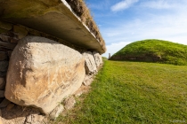 Spiral kerbstone, Knowth, County Meath, 17.07.2014 © by akkifoto.de