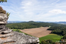 Landschaft vom Pfaffenstein Blickrichtung Gohrischstein, Sachsen, Deutschland, 10.09.2020 © by akkifoto.de