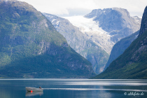 Kjenndalsbreen, Lovatnet, Sogn og Fjordane,  Vestlandet, Norwegen, 29. Juni 2019 © by akkifoto.de