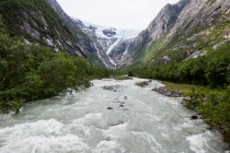 Kjenndalsbreen, Lovatnet, Sogn og Fjordane,  Vestlandet, Norwegen, 30. Juni 2019 © by akkifoto.de